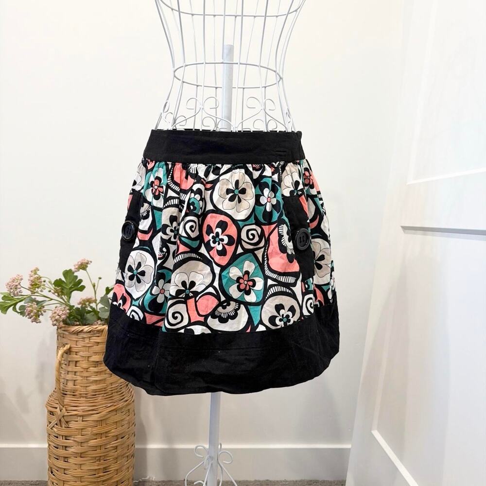 The perfect vintage y2k button black paisley colorful midi/ mini skirt